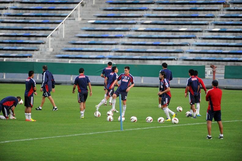 Chivas reconoció el estadio José Amalfitani.  FOTO: CORTESÍA