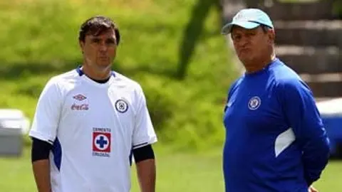 Ipata prepara a Cruz Azul para la intensa carga que se avecina
