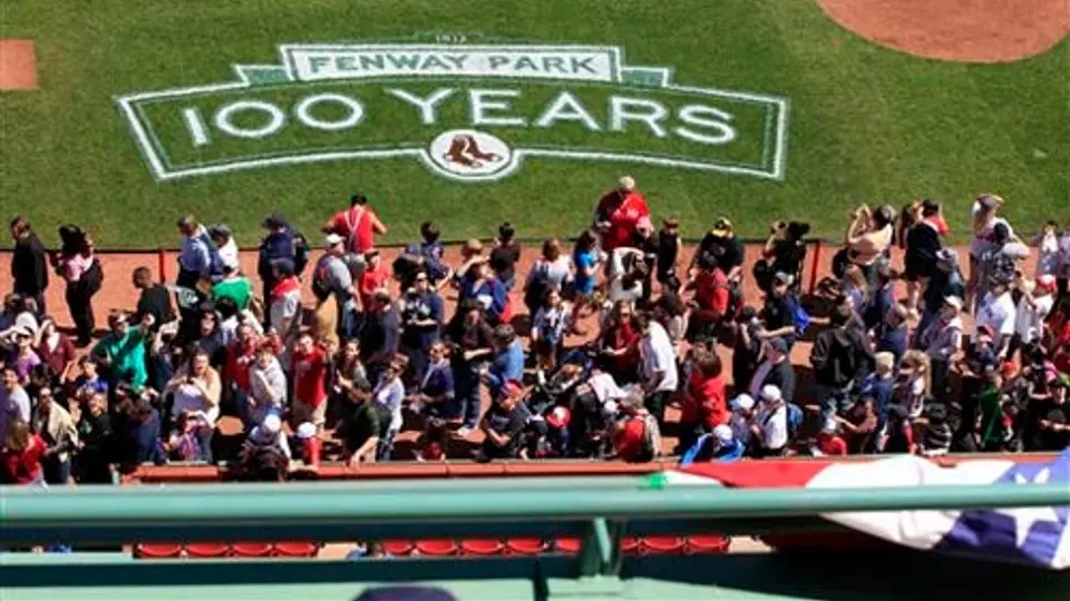 Fenway festeja 100 años de historia