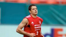 Para Conade, Chicharito sería buen abanderado en Londres 2012