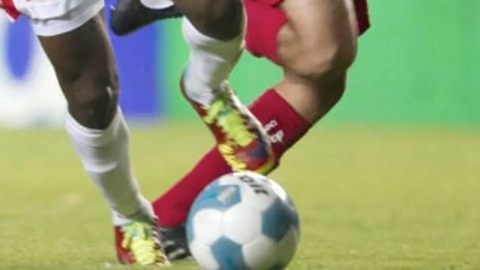 Monarcas y Xolos abren el torneo con polémico empate