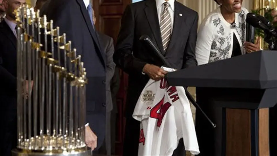 Cardenales visitan la Casa Blanca