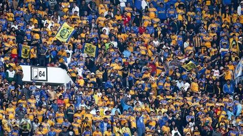 La 'invasión felina' puso el ambiente en el Azteca