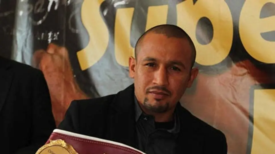 Johnny vs Salido, cerca de concretarse