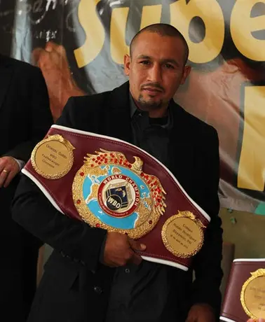 Johnny vs Salido, cerca de concretarse