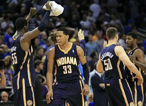 Pacers, a un juego de eliminar a Orlando
