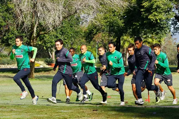 Rayados sostuvo su primera práctica del día