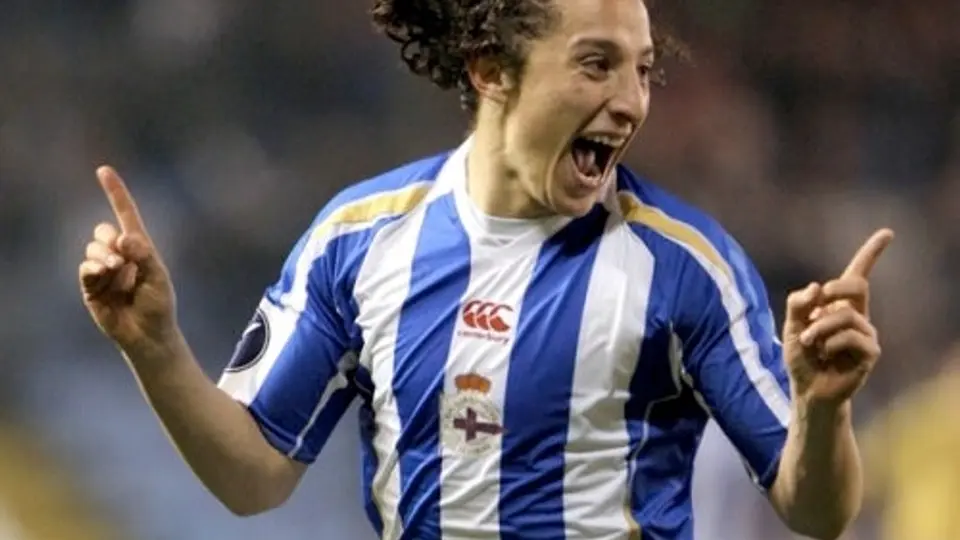 Con gol de Guardado, La Coruña derrota 2-1 al Xerez