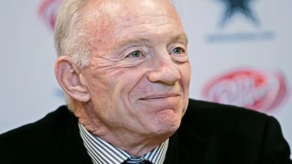 Jerry Jones eligiría a México para un partido de Dallas