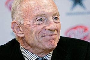 Jerry Jones eligiría a México para un partido de Dallas