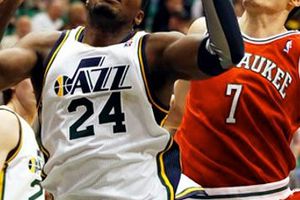 Utah derrota 85-73 a Milwaukee