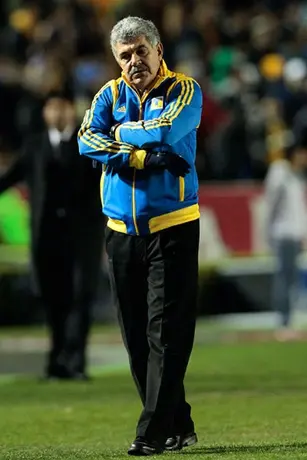 Tuca lamenta error arbitral ante Gallos