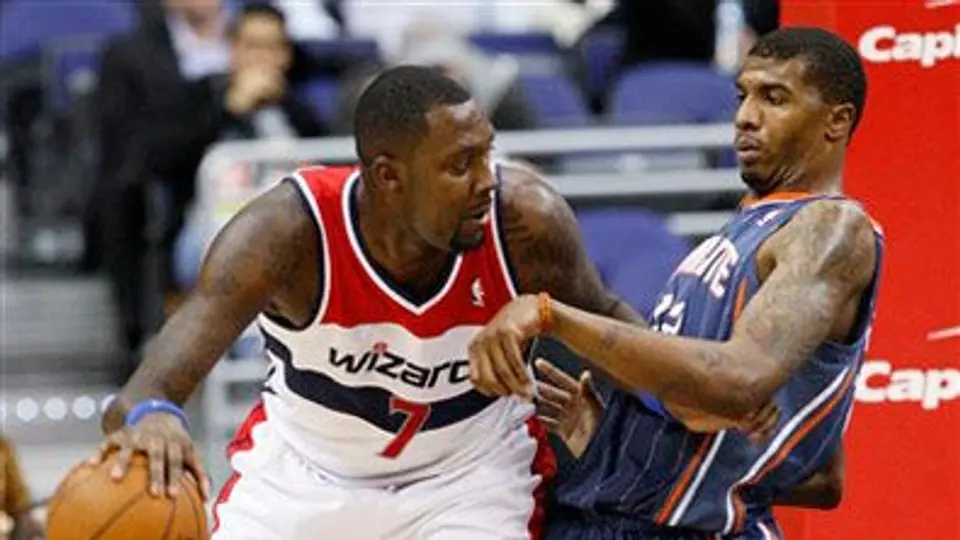 Nájera participó en la derrota de Bobcats 75-92 ante Washington