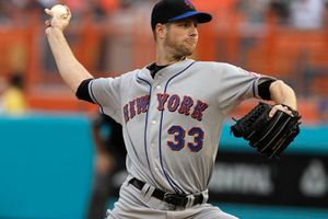 Boston contrata a John Maine