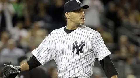 Pettitte consigue la primera victoria en su regreso a MLB