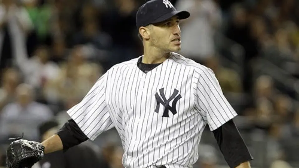 Pettitte consigue la primera victoria en su regreso a MLB