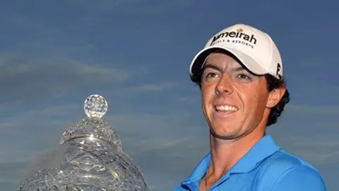 McIlroy frena a Tiger Woods y llega al número 1 de la PGA