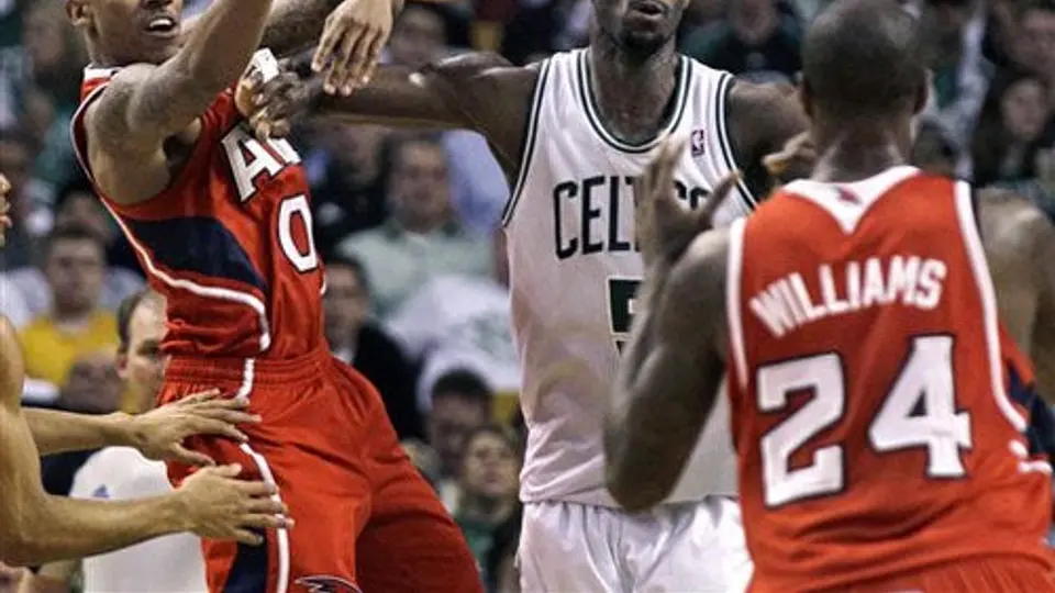 Celtics vencen en Tiempo Extra a Hawks