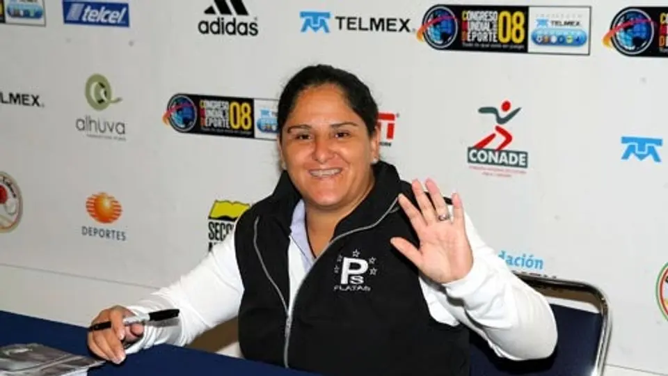 Soraya comparte experiencias olímpicas en en Toluca