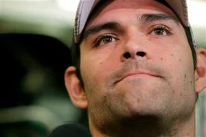 Jugadores y dueño defienden a Mark Sánchez