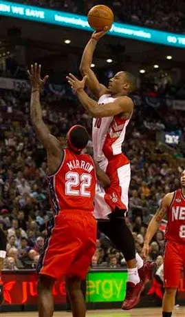 Nueva Jersey doblegó 97-85 a Raptors