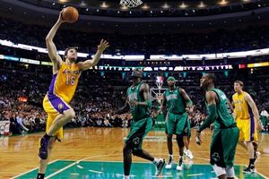 Lakers le gana una nueva batalla a Celtics