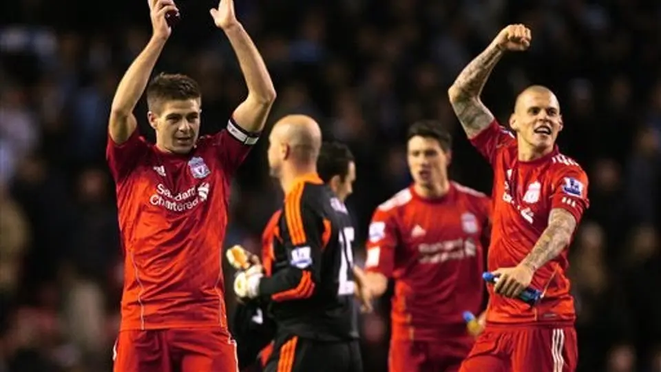 Liverpool echa al City y avanza a la Final de Carling Cup