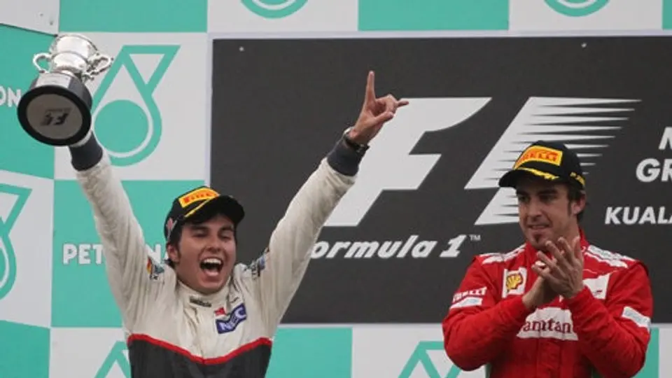 Checo consigue el segundo lugar en Malasia