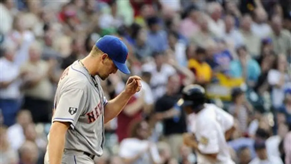 Astros derrotan a Mets por segunda noche seguida
