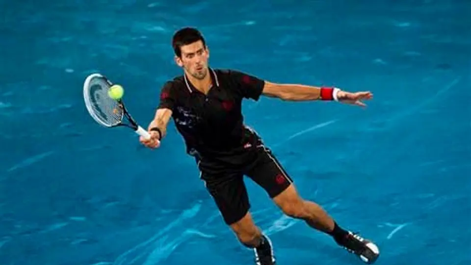 Djokovic clasifica con apuros a Cuartos en Madrid