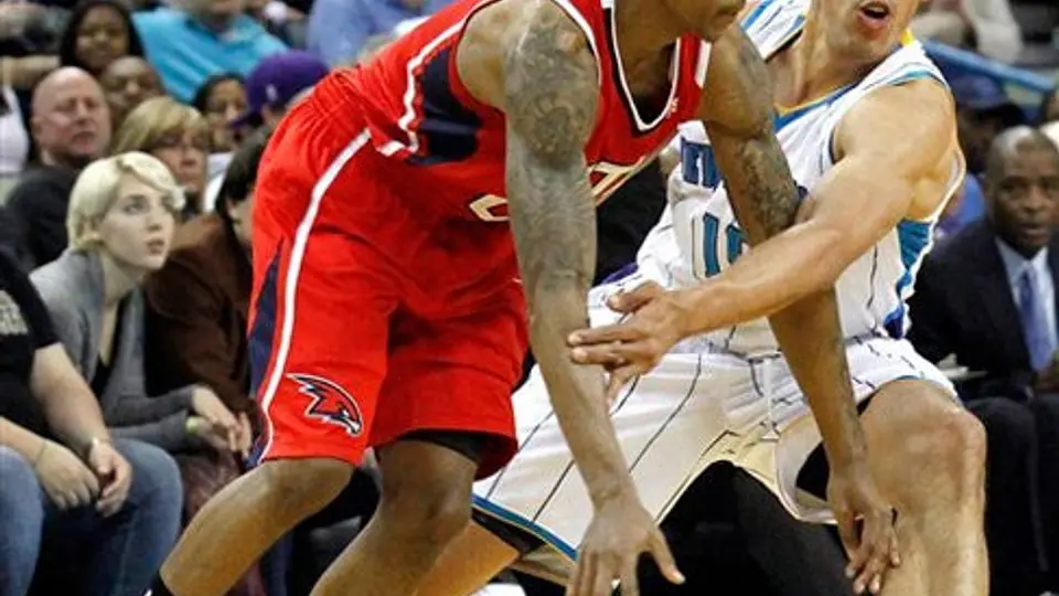 Ayón jugó 25 minutos en la caída de Hornets 72-94 ante Atlanta
