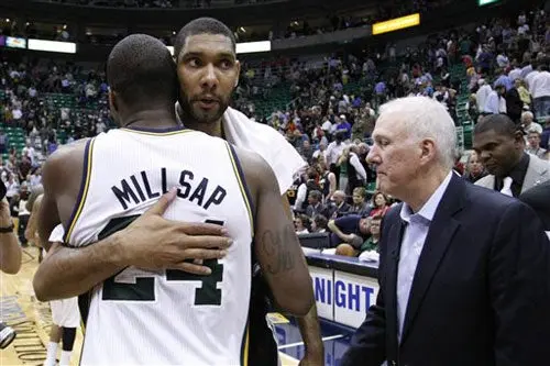 Spurs consuman la barrida al Jazz