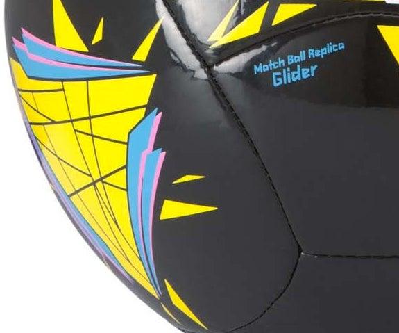 El modelo mantiene los paneles triangulares del Jabulani. FOTO: ADIDAS