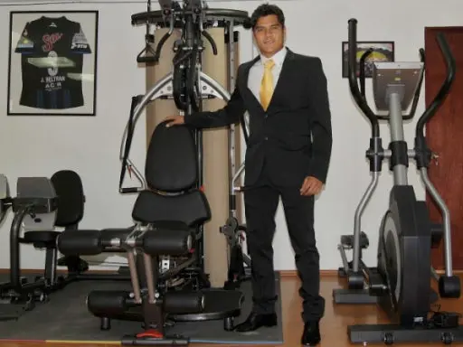 Chuletita entra al mundo empresarial