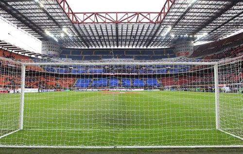 La jornada en el futbol de Italia se suspendió. (FOTO: AP)