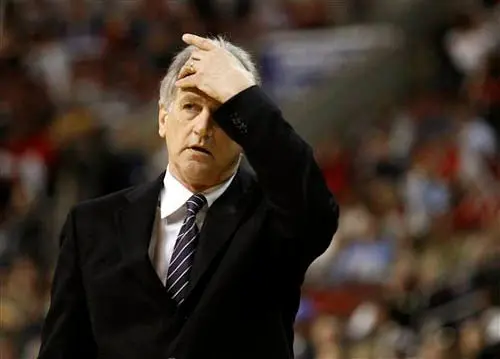 Sacramento despide a su entrenador Westphal