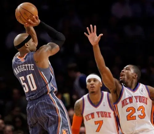Nueva York sigue en mala racha, ahora perdió 118-110 ante Charlotte