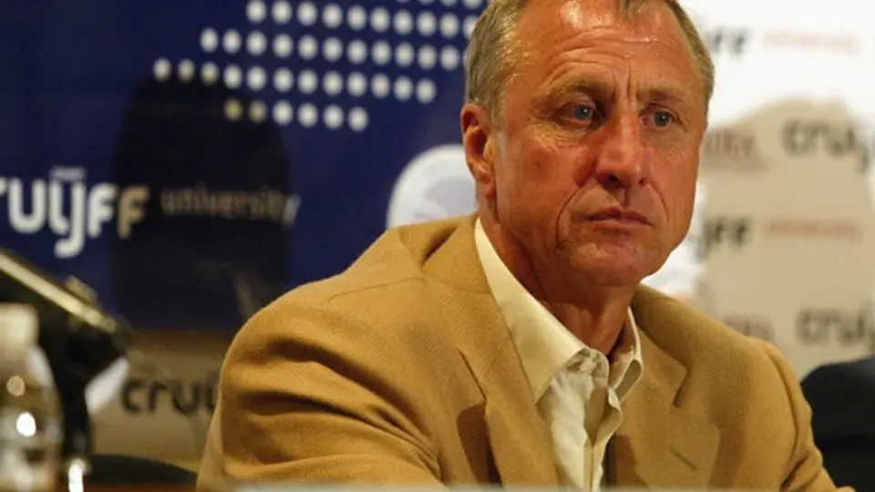 Cruyff a Chivas, como RÉCORD adelantó