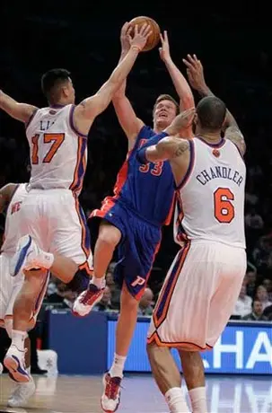 Lin guía el triunfo de Knicks 107-93 sobre Washington