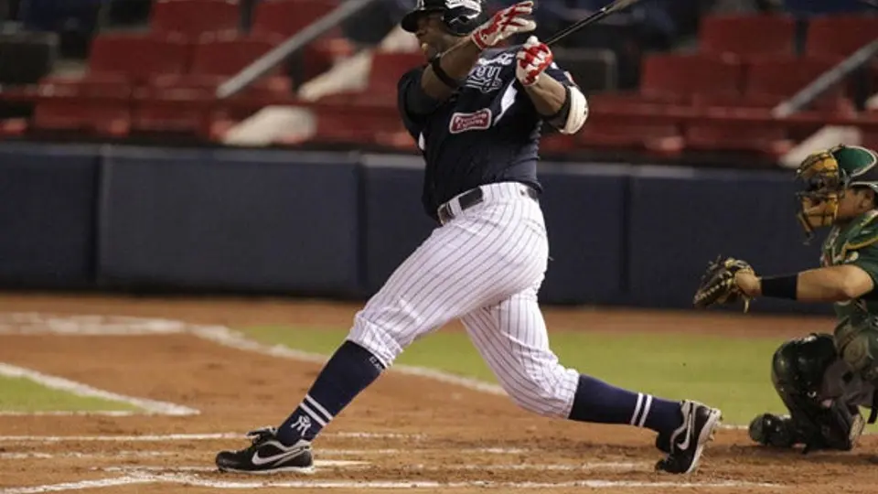 Abreu reconoce que a Sultanes le falta mejorar a la ofensiva