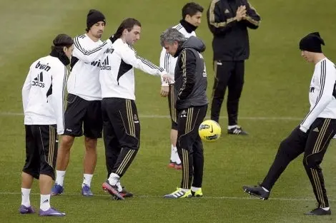 Real Madrid no se relaja y entrenó este domingo