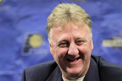 Larry Bird es elegido dirigente del año en la NBA