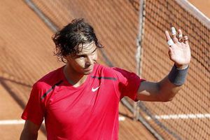 Nadal comienza con victoria su defensa en Roland Garros