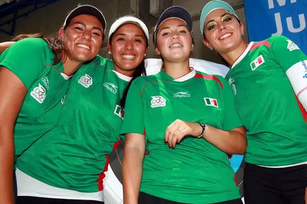 Avitia, Román y Valencia ganan plata en la Copa Arizona
