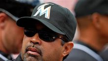 Los Marlins suspenden a Guillén por comentarios sobre Castro