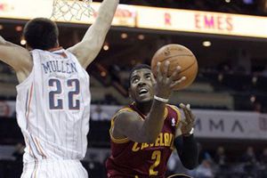 Cavaliers remontan y se imponen 102- 94 a Bobcats