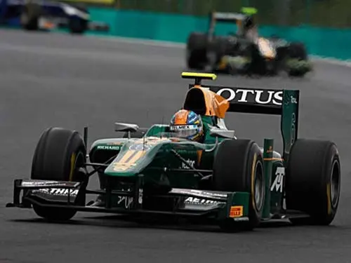 'Guti' cierra en cuarto lugar la última carrera en Bahrein