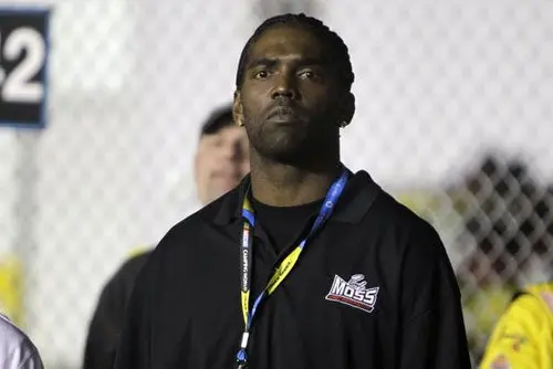 Randy Moss asegura que regresaría a la NFL pero no por dinero