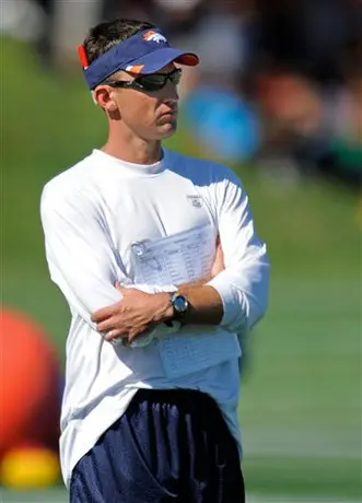 Dennis Allen, nuevo entrenador de Raiders