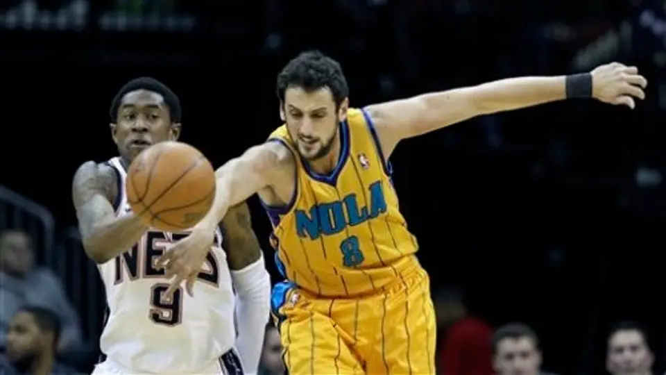 Con Ayón en la cancha, Hornets derrota 102-94 a Nets